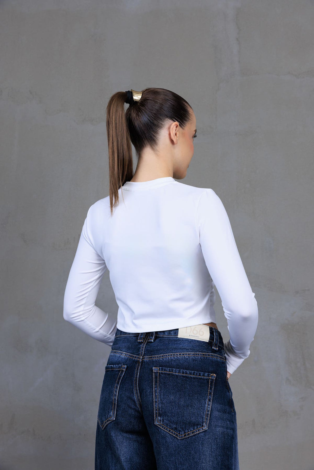 Beyaz Yan Detaylı Body